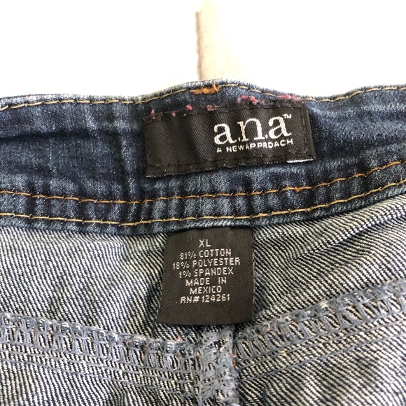 Blue jeans - Picture 5 of 9